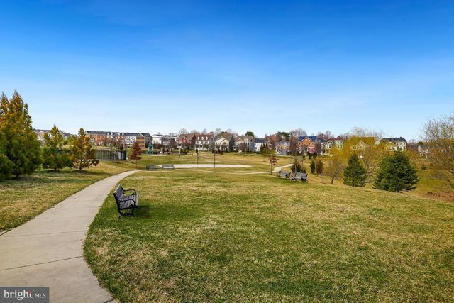 13217 MOONLIGHT TRAIL DR, Silver Spring, MD 20906