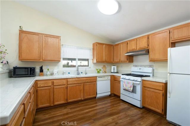 1948 Medoc, San Jacinto, CA 92583