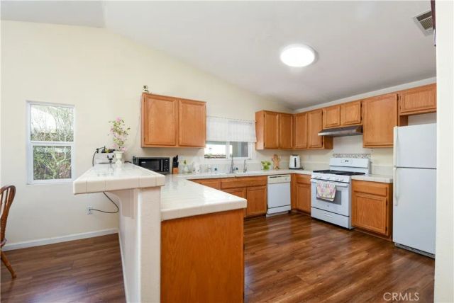 1948 Medoc, San Jacinto, CA 92583