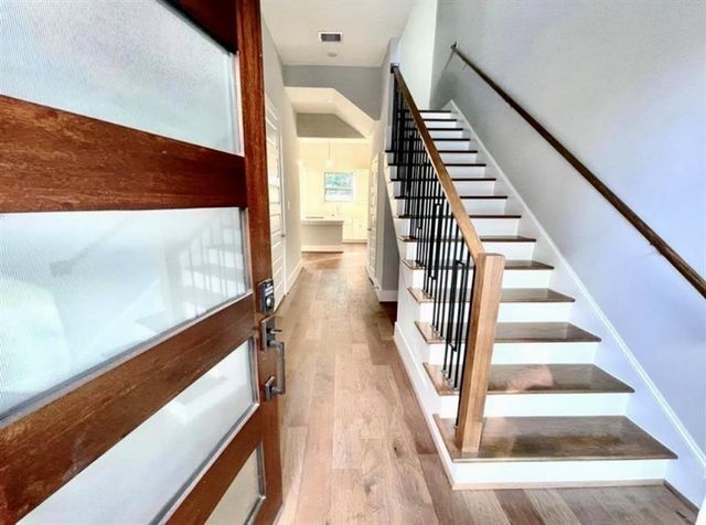 803 Thornton Road G, Houston, TX 77018