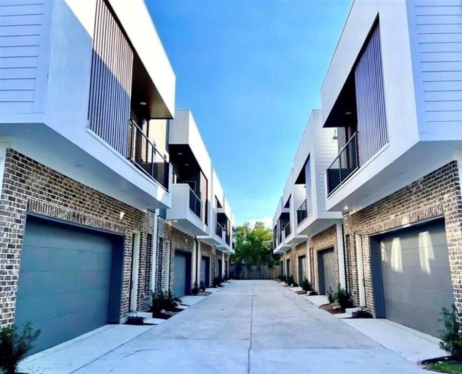 803 Thornton Road G, Houston, TX 77018
