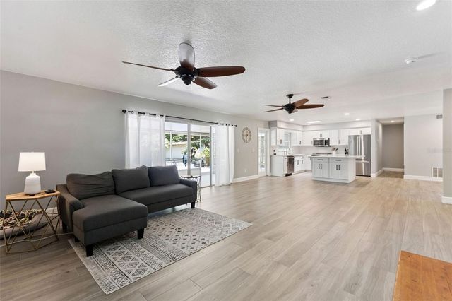 621 LITTLE WEKIVA ROAD, Altamonte Springs, FL 32714