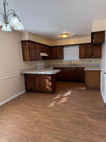 5324 CAPULIN Lane, Amarillo, TX 79110