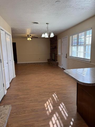 5324 CAPULIN Lane, Amarillo, TX 79110