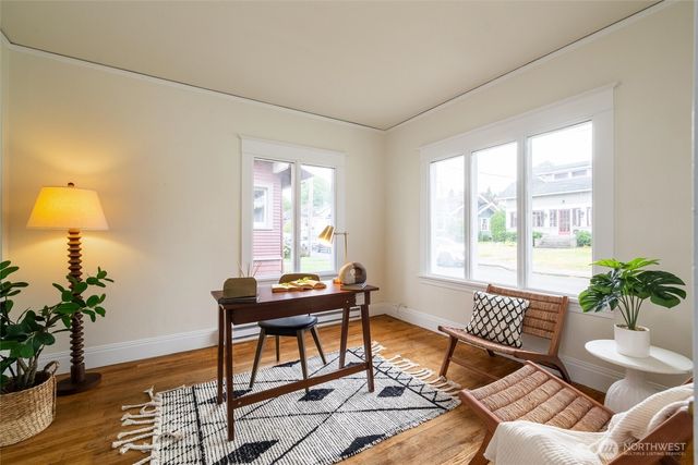 607 Warren Avenue, Everett, WA 98201