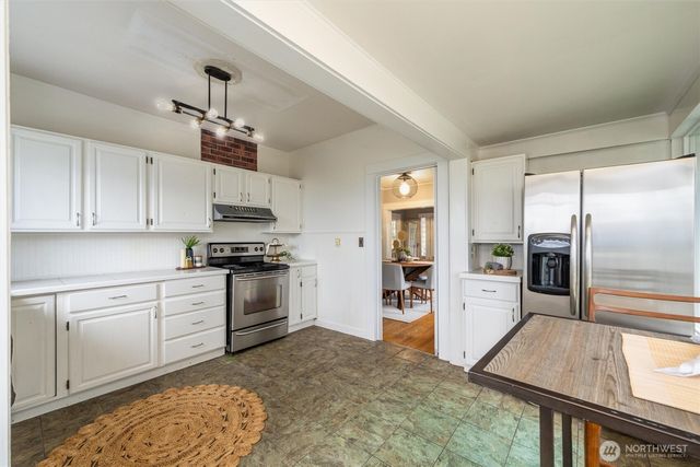 607 Warren Avenue, Everett, WA 98201