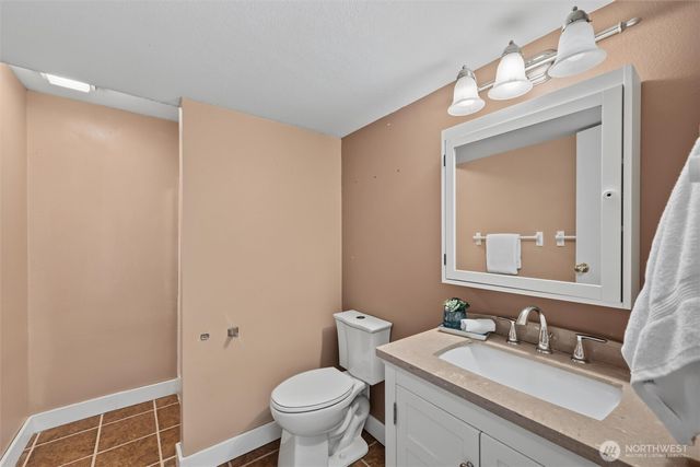 607 Warren Avenue, Everett, WA 98201