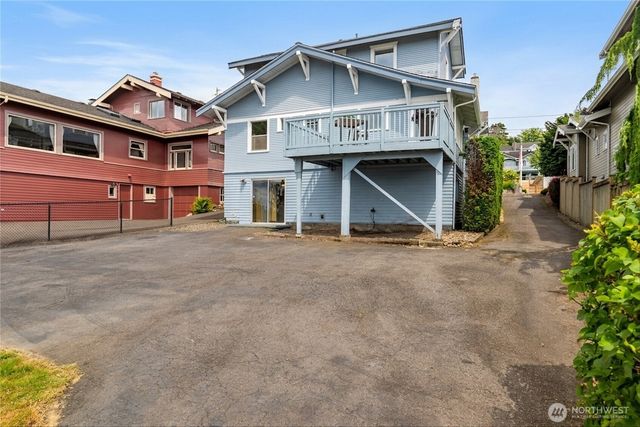 607 Warren Avenue, Everett, WA 98201