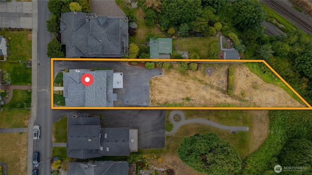 607 Warren Avenue, Everett, WA 98201