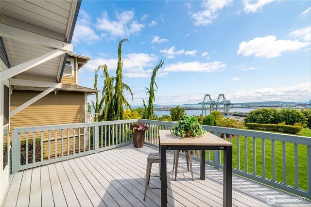 607 Warren Avenue, Everett, WA 98201