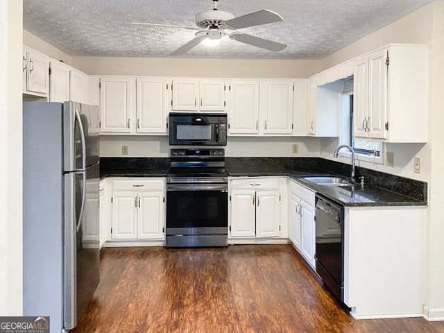 2136 Clementine Drive, Marietta, GA 30066