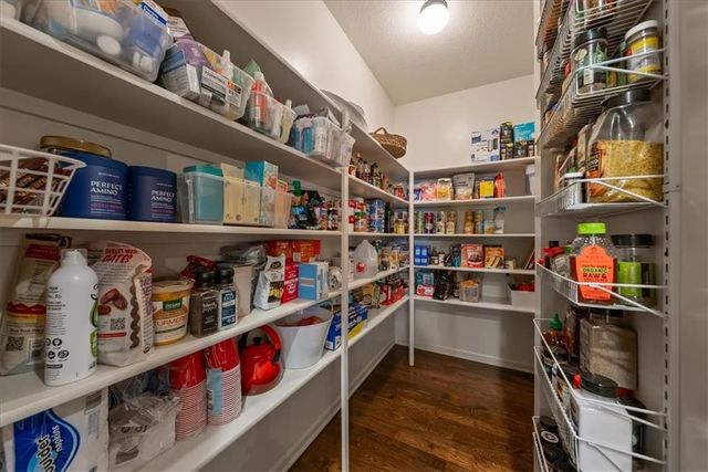 6805 Millbrook Street, Shawnee, KS 66218