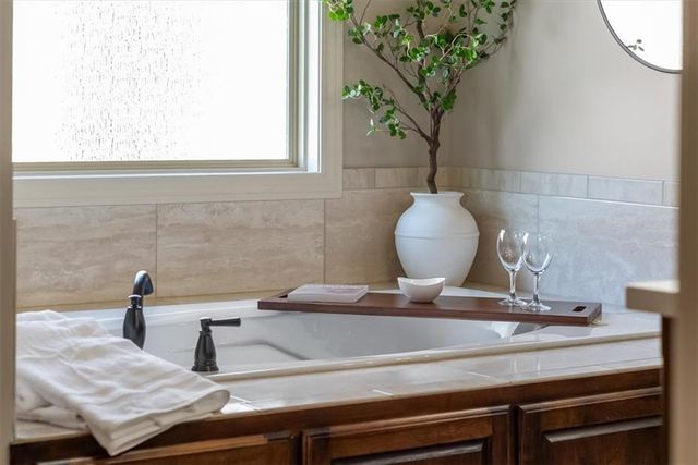 6805 Millbrook Street, Shawnee, KS 66218