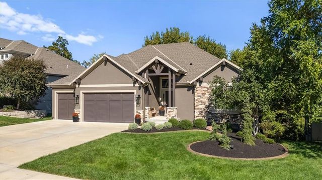 6805 Millbrook Street, Shawnee, KS 66218
