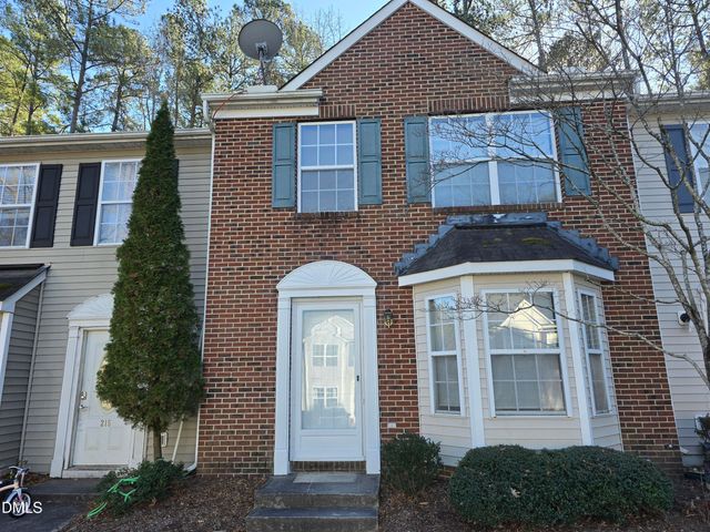 217 Climbing Ivy Court, Cary, NC 27511