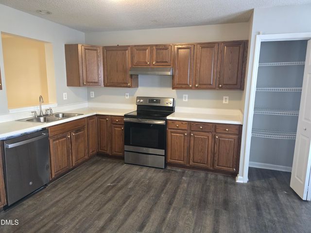 217 Climbing Ivy Court, Cary, NC 27511