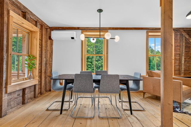 564 Goodaleville Road, Jamaica, VT 05343