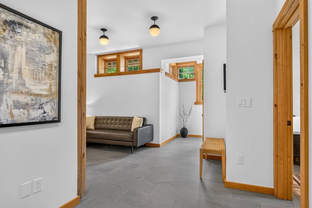 564 Goodaleville Road, Jamaica, VT 05343