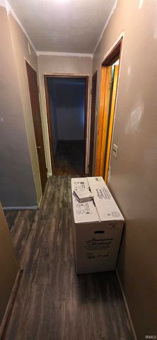 1218 W Glenburn Road, Linton, IN 47441