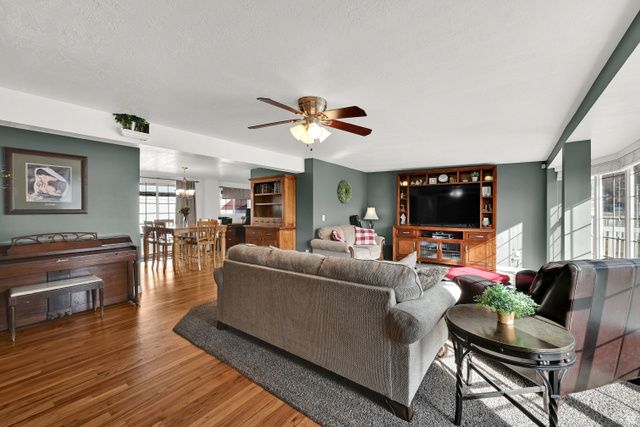 295 E 500 N, Kaysville, UT 84037