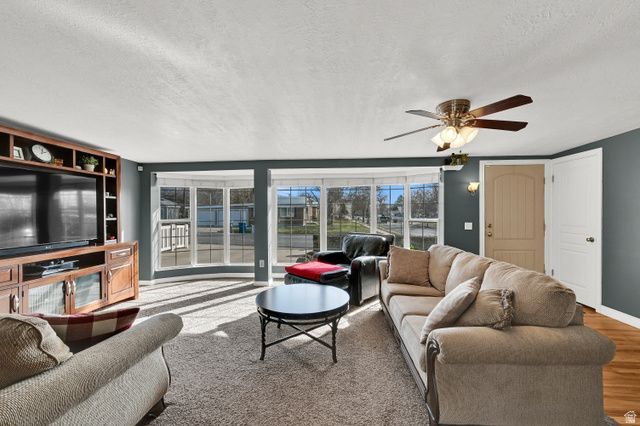 295 E 500 N, Kaysville, UT 84037