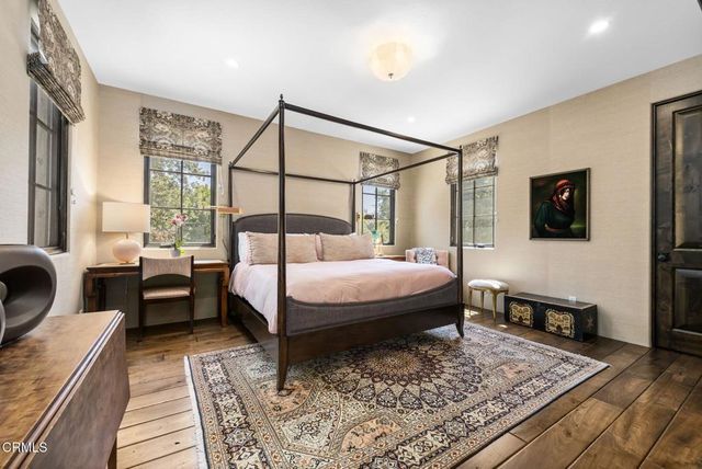 1906 Country Lane, Pasadena, CA 91107