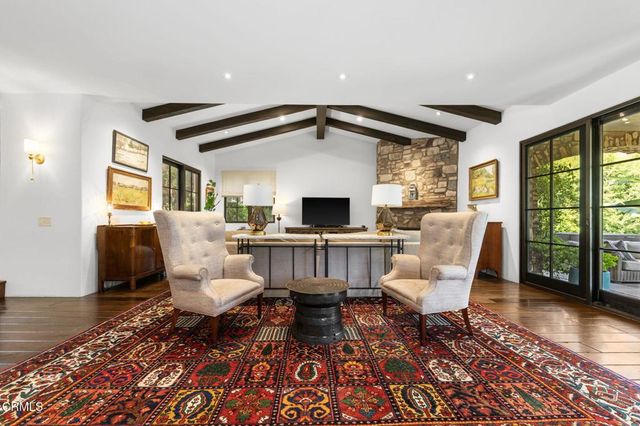 1906 Country Lane, Pasadena, CA 91107