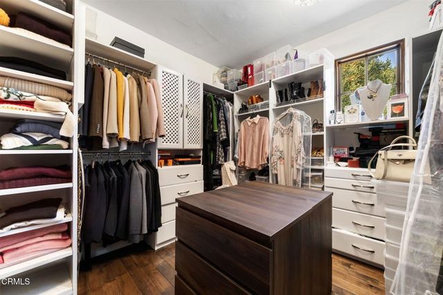 1906 Country Lane, Pasadena, CA 91107