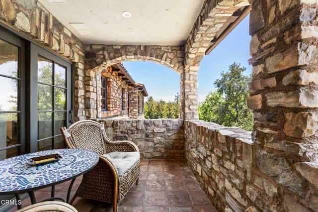 1906 Country Lane, Pasadena, CA 91107