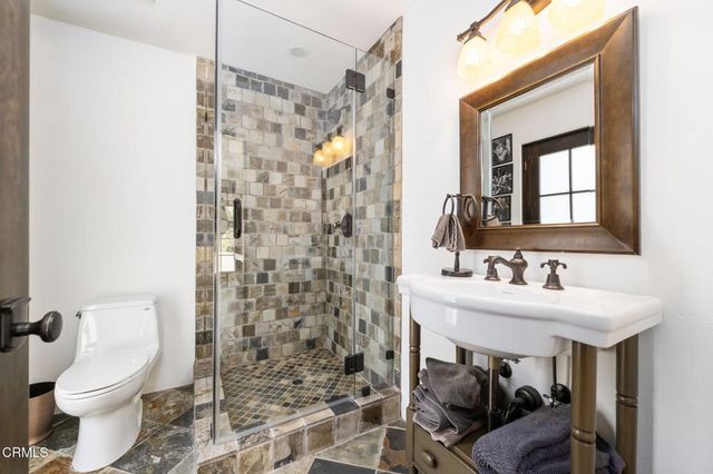 1906 Country Lane, Pasadena, CA 91107