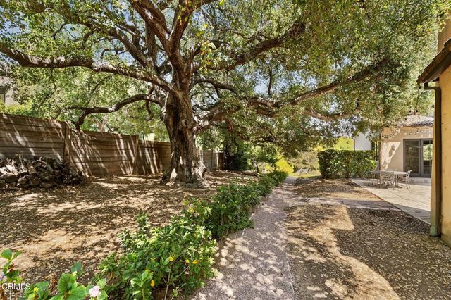 1906 Country Lane, Pasadena, CA 91107