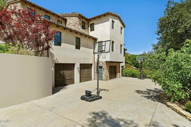 1906 Country Lane, Pasadena, CA 91107