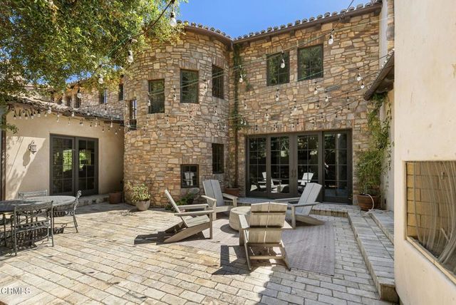 1906 Country Lane, Pasadena, CA 91107