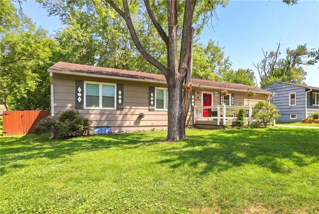 7306 Dearborn Street, Overland Park, KS 66204