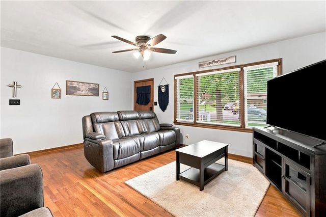 7306 Dearborn Street, Overland Park, KS 66204