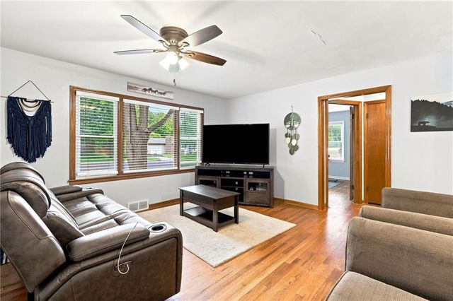 7306 Dearborn Street, Overland Park, KS 66204