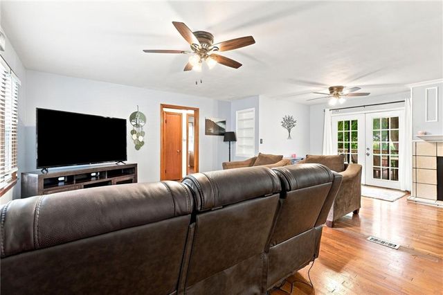 7306 Dearborn Street, Overland Park, KS 66204