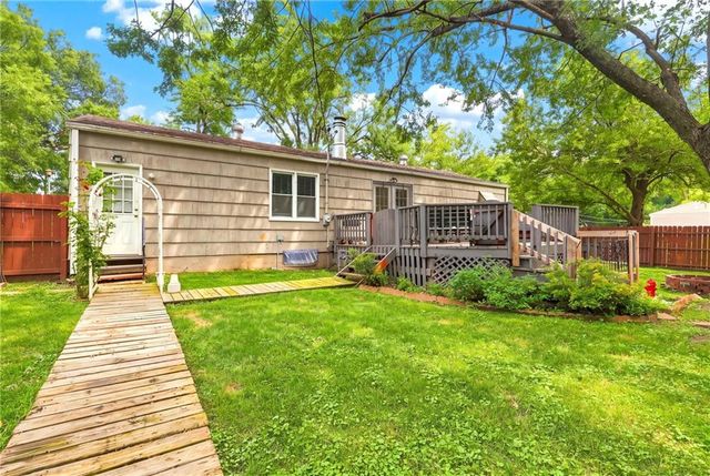 7306 Dearborn Street, Overland Park, KS 66204