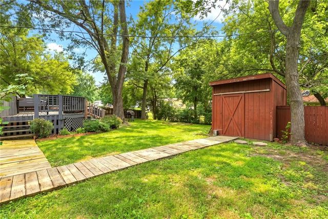 7306 Dearborn Street, Overland Park, KS 66204