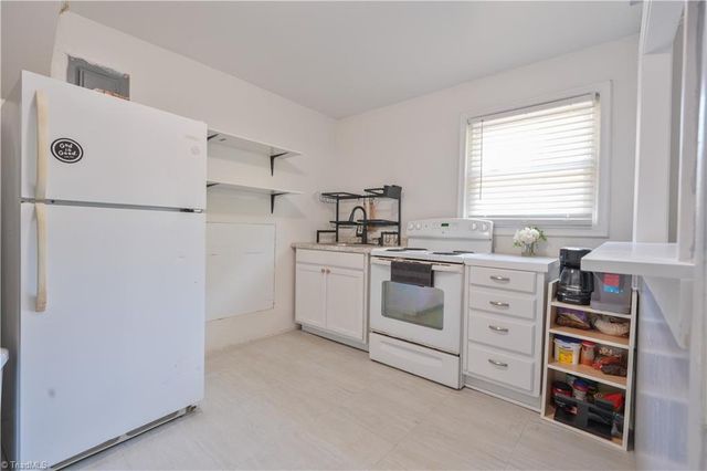 202 Harvest Drive, King, NC 27021