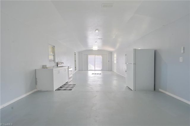 202 Harvest Drive, King, NC 27021