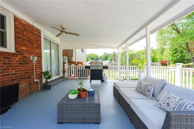 202 Harvest Drive, King, NC 27021
