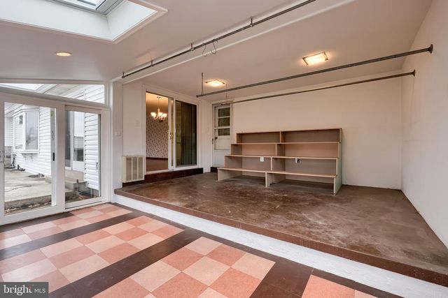 161 CREST DR, Boyertown, PA 19512