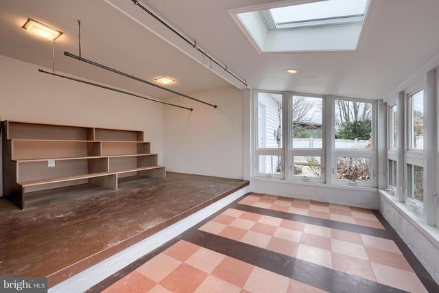 161 CREST DR, Boyertown, PA 19512