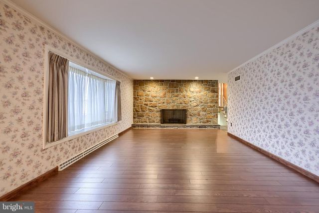 161 CREST DR, Boyertown, PA 19512