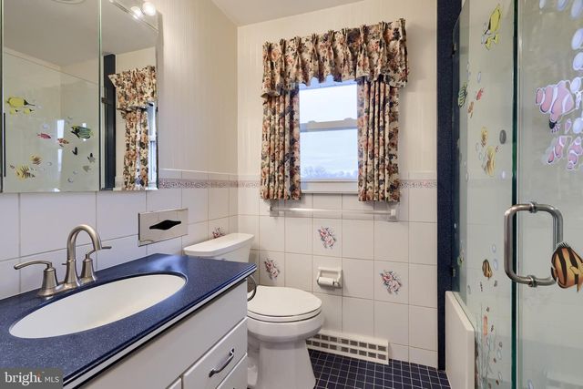 161 CREST DR, Boyertown, PA 19512