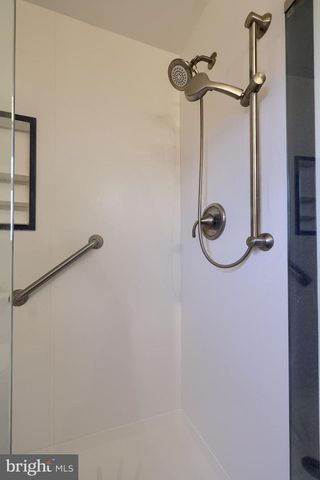 161 CREST DR, Boyertown, PA 19512