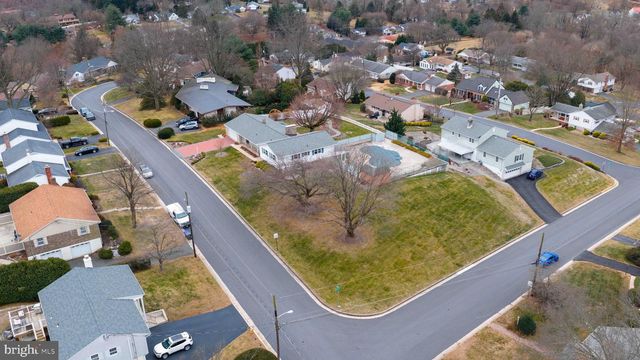 161 CREST DR, Boyertown, PA 19512