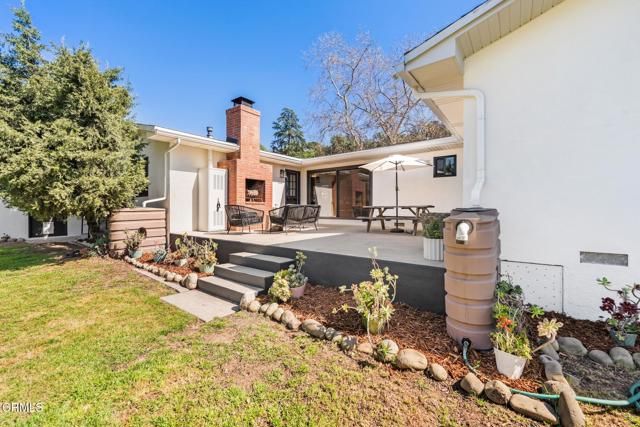 33 Monterey Drive, Oak View, CA 93022