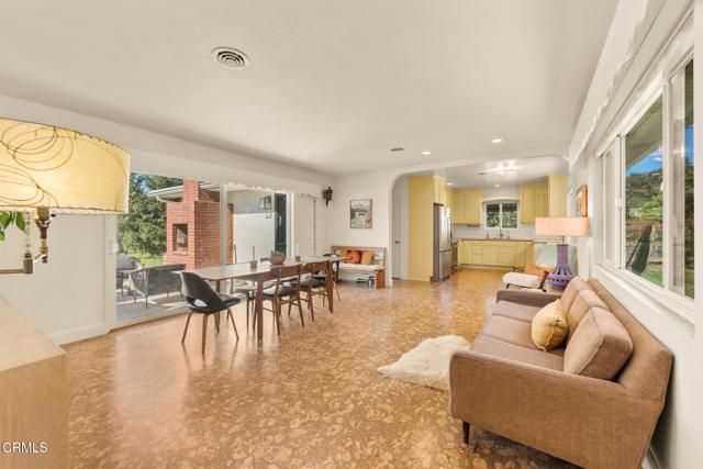 33 Monterey Drive, Oak View, CA 93022